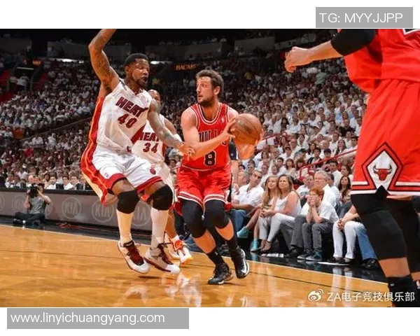 2012年NBA季后赛热火与公牛经典对决全场录像回顾与精彩瞬间分析