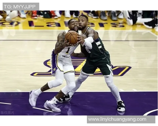 洛杉矶湖人逆袭力克密尔沃基雄鹿，詹姆斯独得40分完美复出